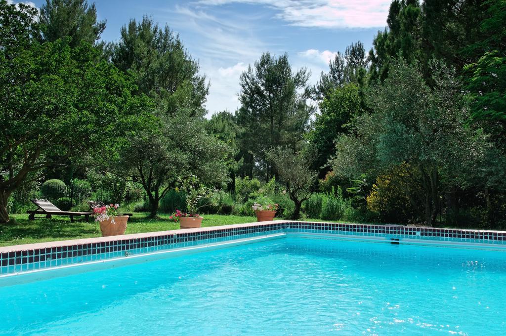Orgon Le Domaine De Saint Veran מראה חיצוני תמונה